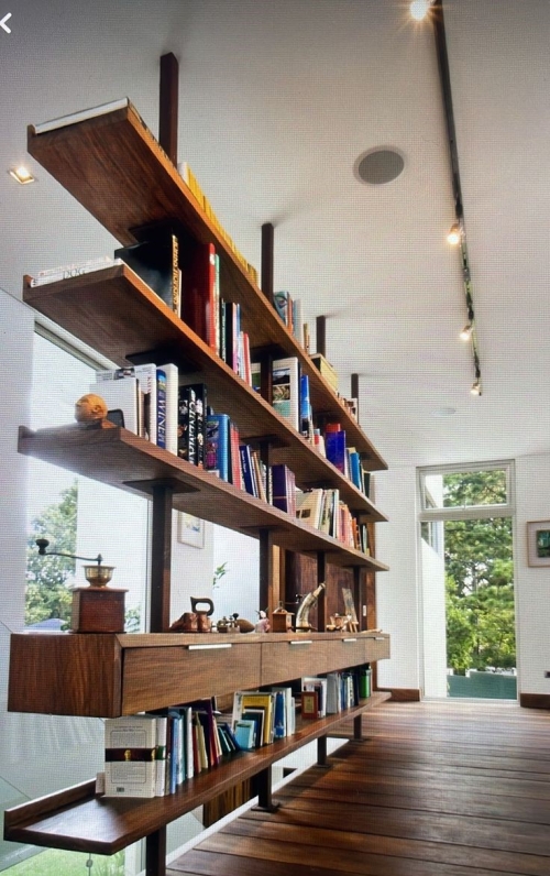 Деревянные шкафы и системы хранения