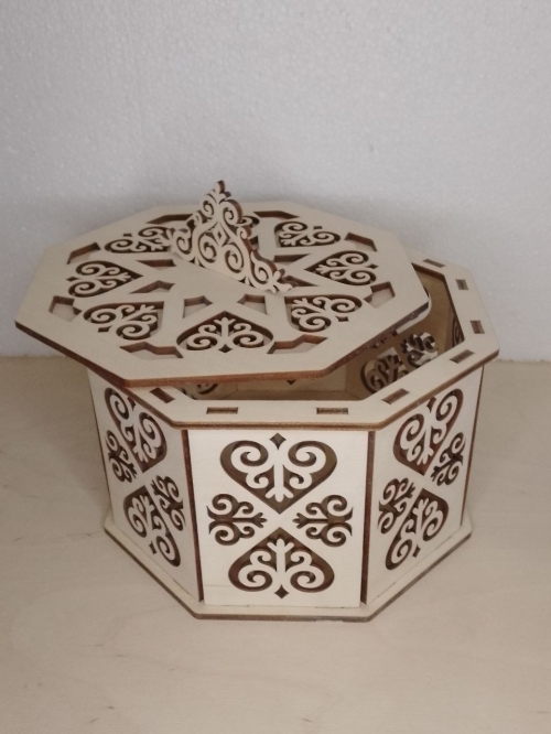 Подарки и аксессуары сделанные лазерной резкой