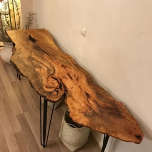 Деревянные столы из слэба